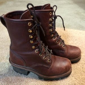 Womans Chippewa Logger Boots